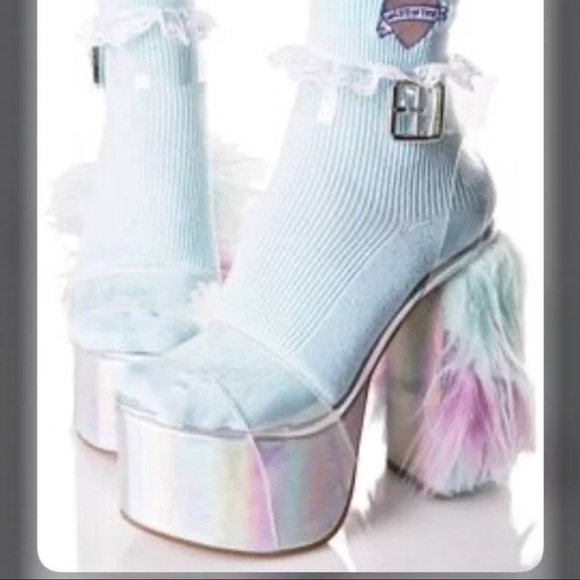 Sugar Baby Platform Heels - Picture 2 of 10